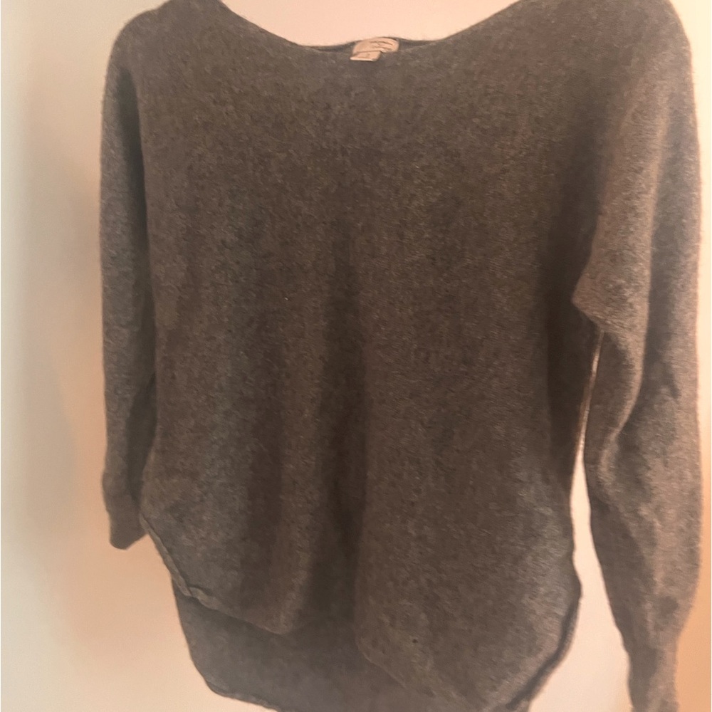 Cashmere sweater